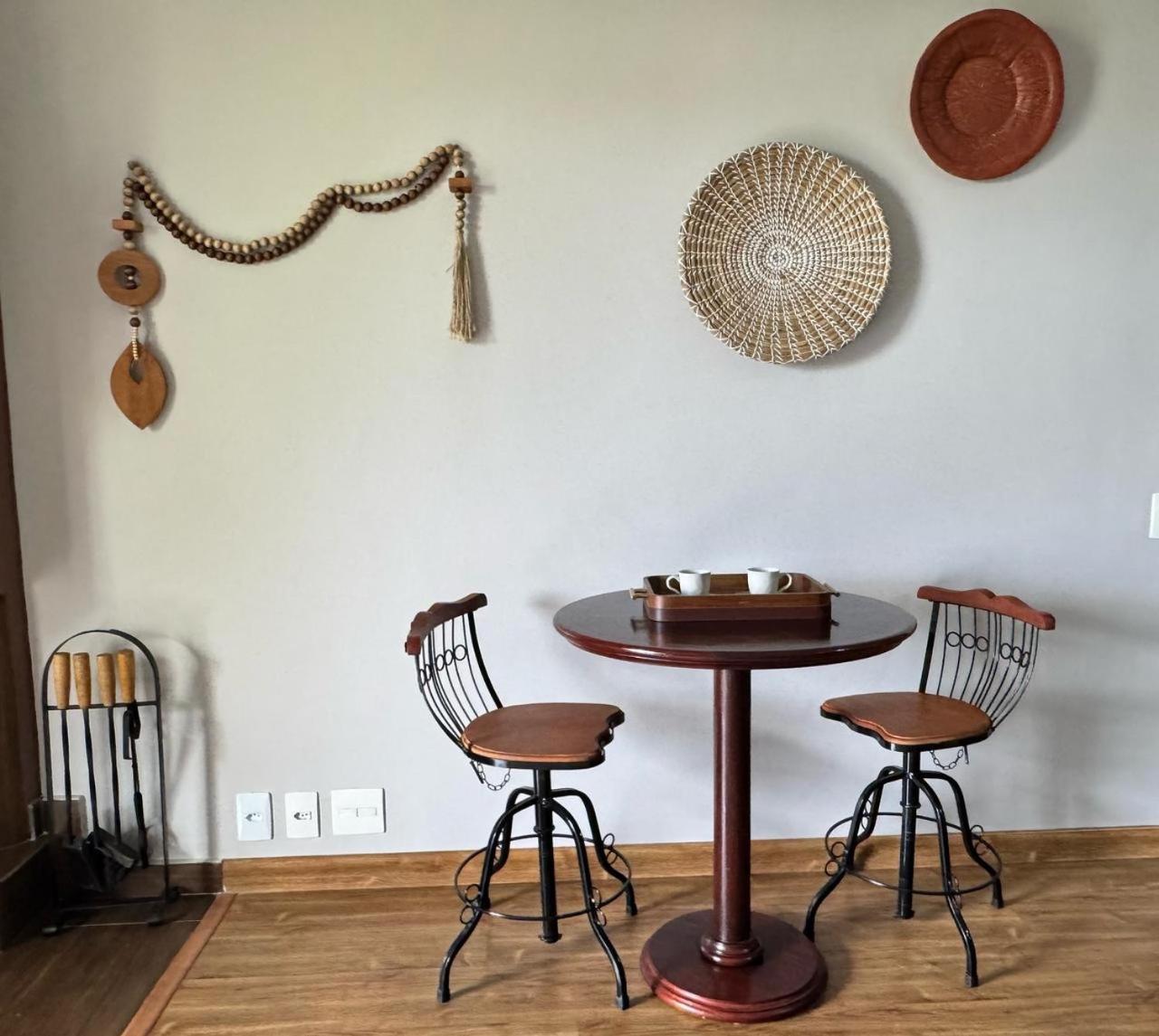 - Apto 115 Apartamento