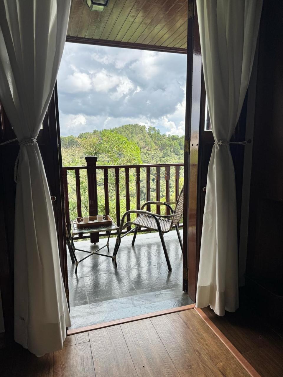 Apartamento - Apto 115 *